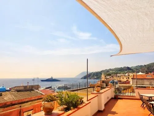 *** Guest house Enzoilnegro Home Lipari  Italy