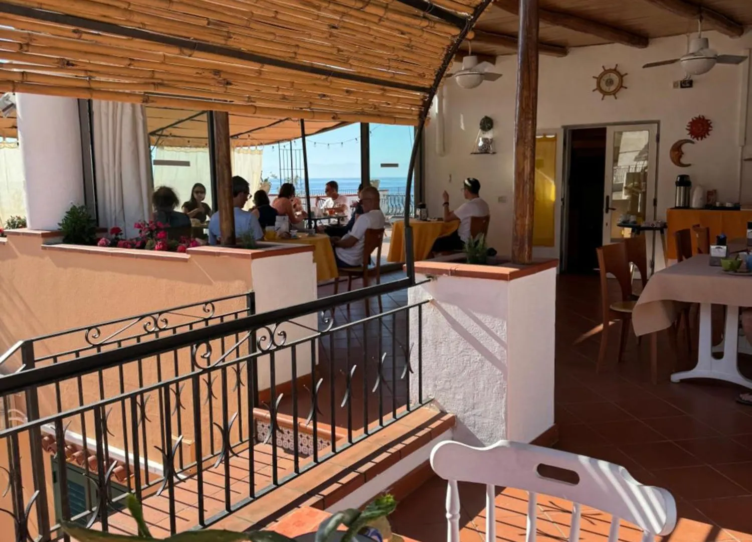 Guest house Enzoilnegro Home Lipari